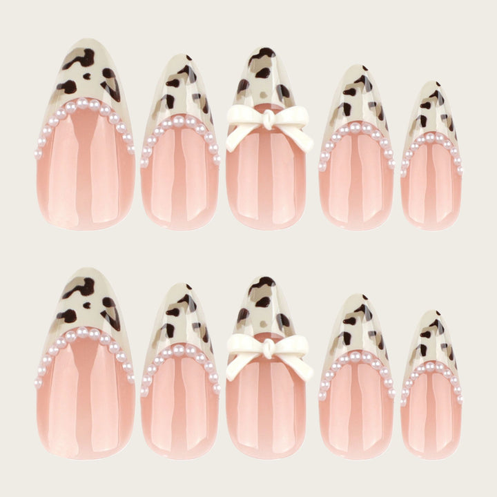 Artistic Press-On Nail Set with Bow and Animal Print Kalsten