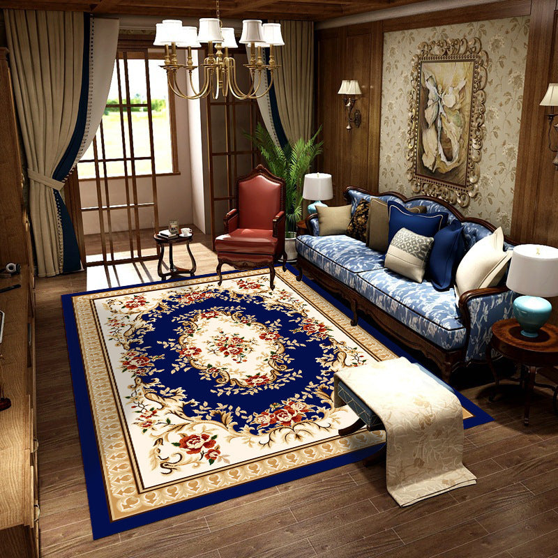 Elegant Vintage-Inspired Area Rug Kalsten