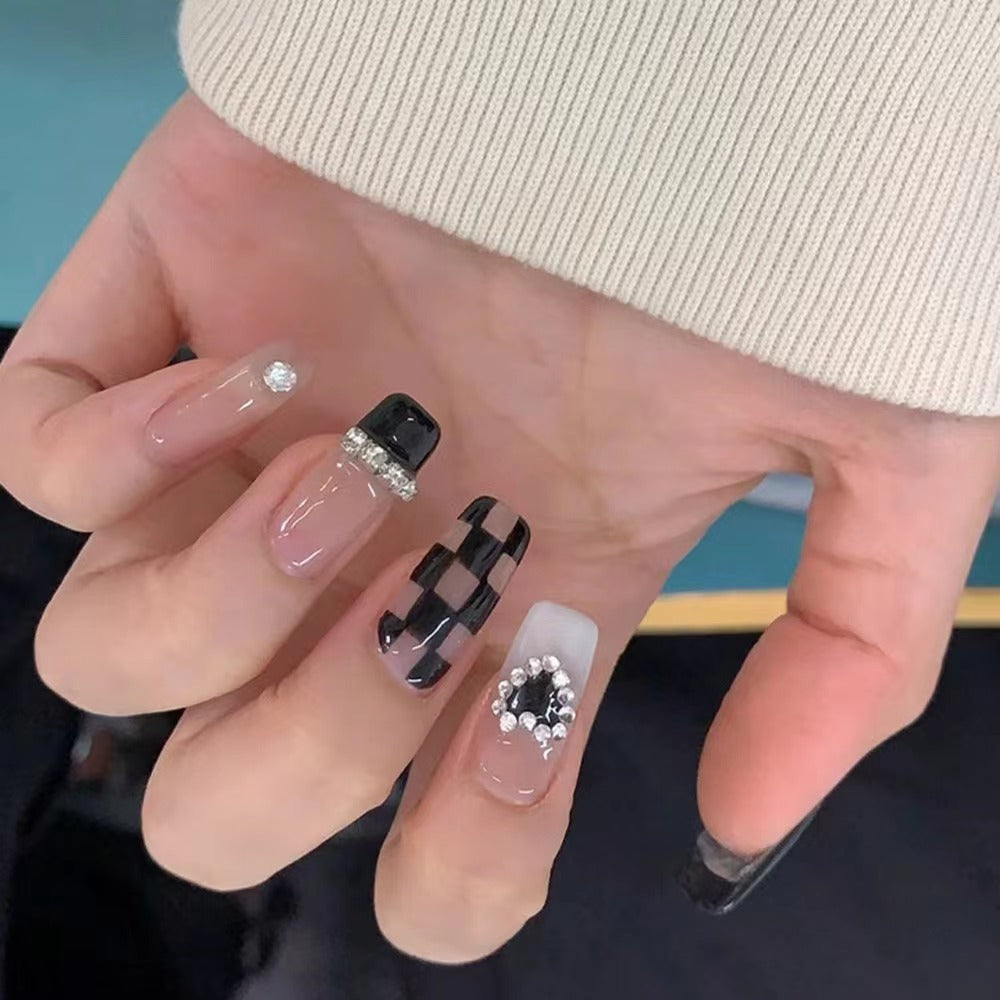 Designer Nail Art Kalsten