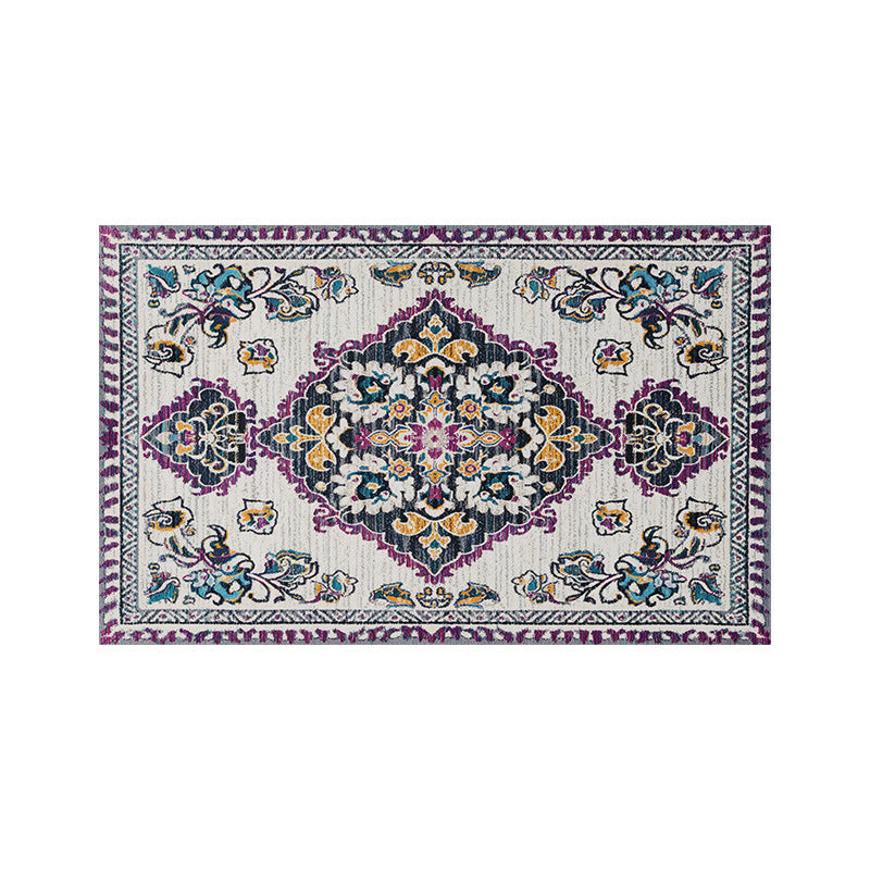 Vintage-Inspired Floral Area Rug Kalsten