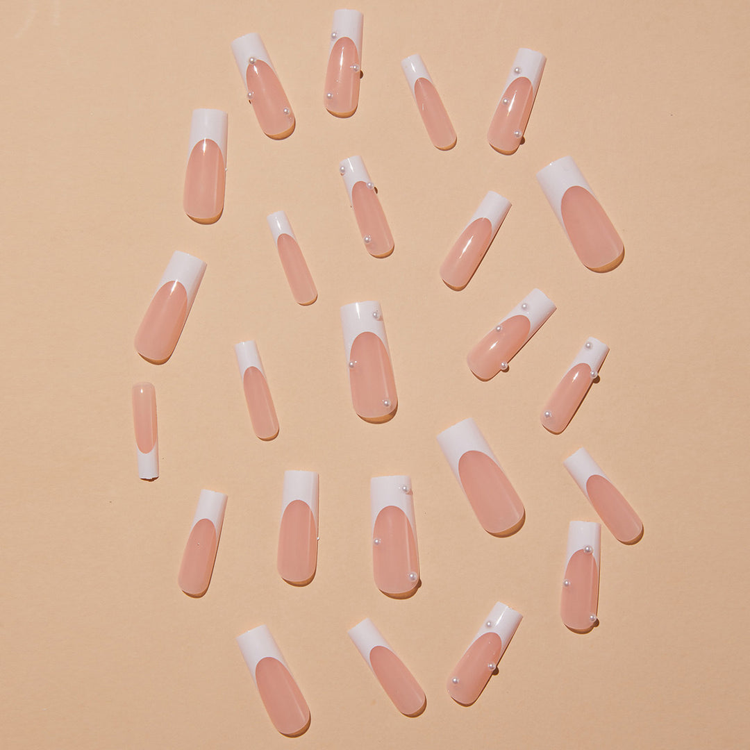 Artificial nail set with elegant 3D pearl decorations Kalsten