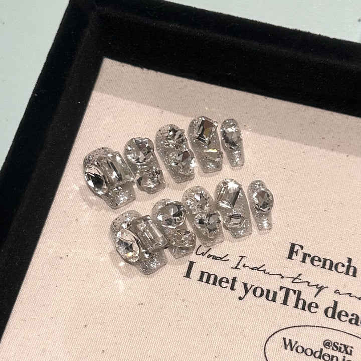 Luxurious Crystal-Accentuated Press-On Nail Art