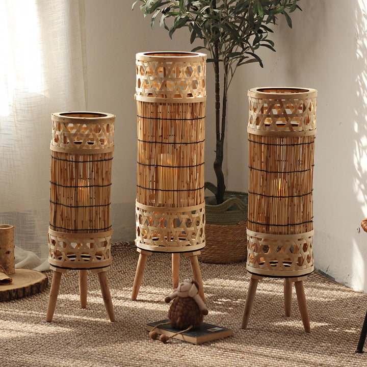 Handcrafted Floor Lamp Kalsten
