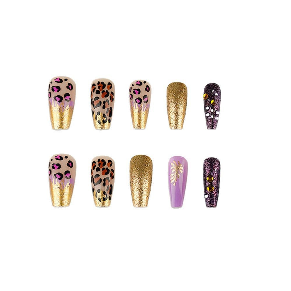Glamorous nail enhancements Kalsten