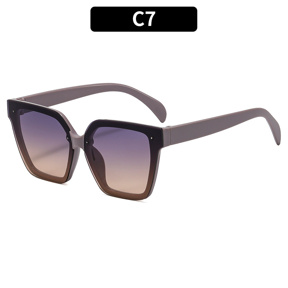 Chic Oversized Squared Frame Sunglasses