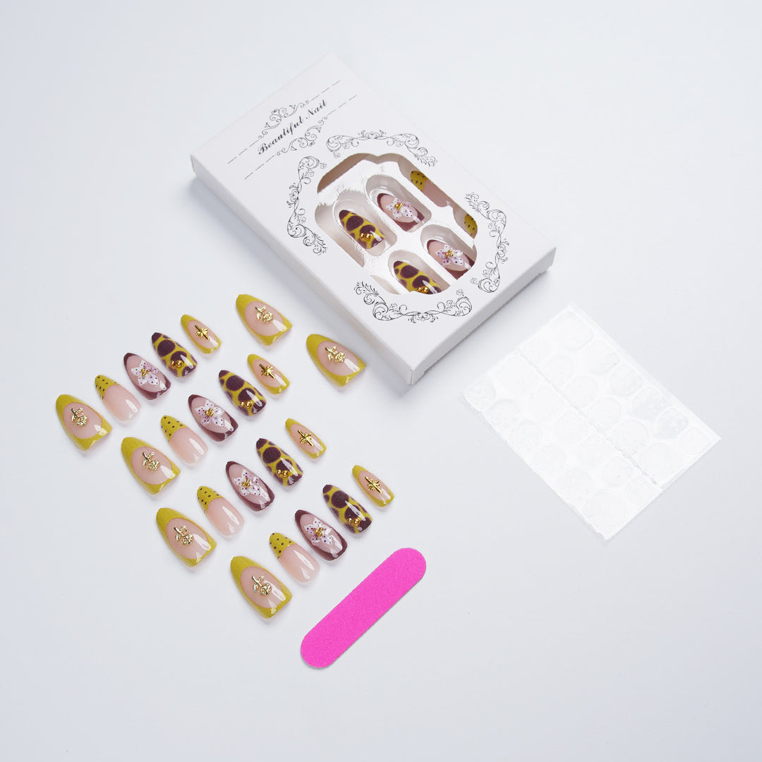 Elegant Artificial Nail Set with Unique Design Kalsten