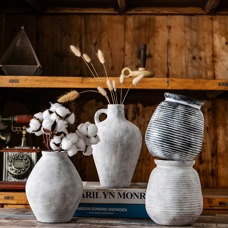 Decorative ceramic vase Kalsten