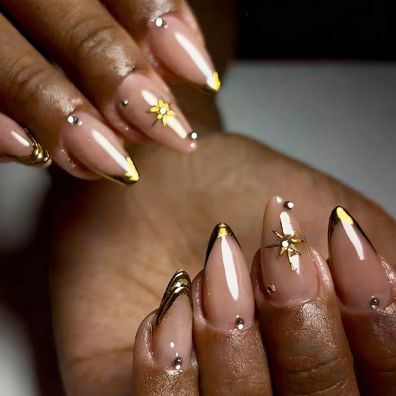 Nail art set with leopard pattern and glitter embellishments Kalsten
