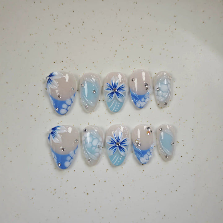 Artistic Decorative Press-On Nails