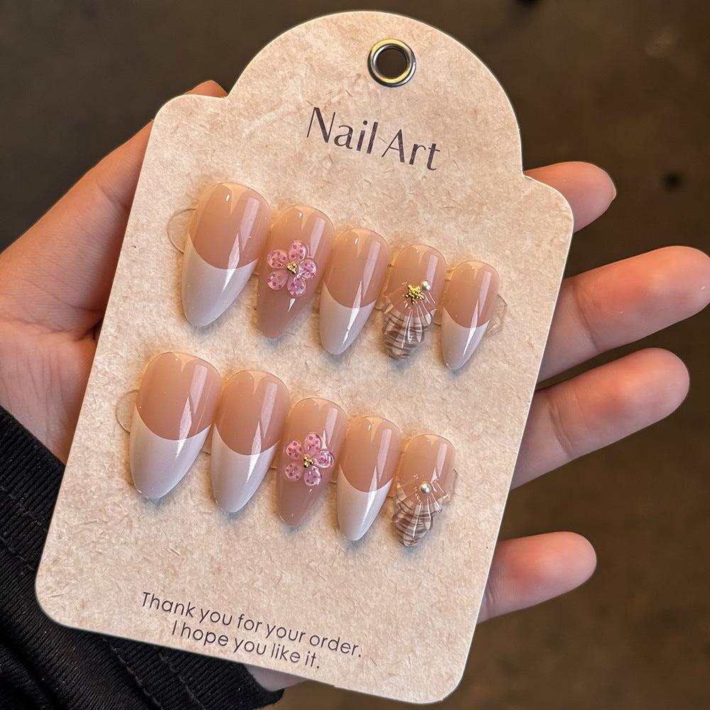 Elegant Floral Accent Press-On Nail Set Kalsten