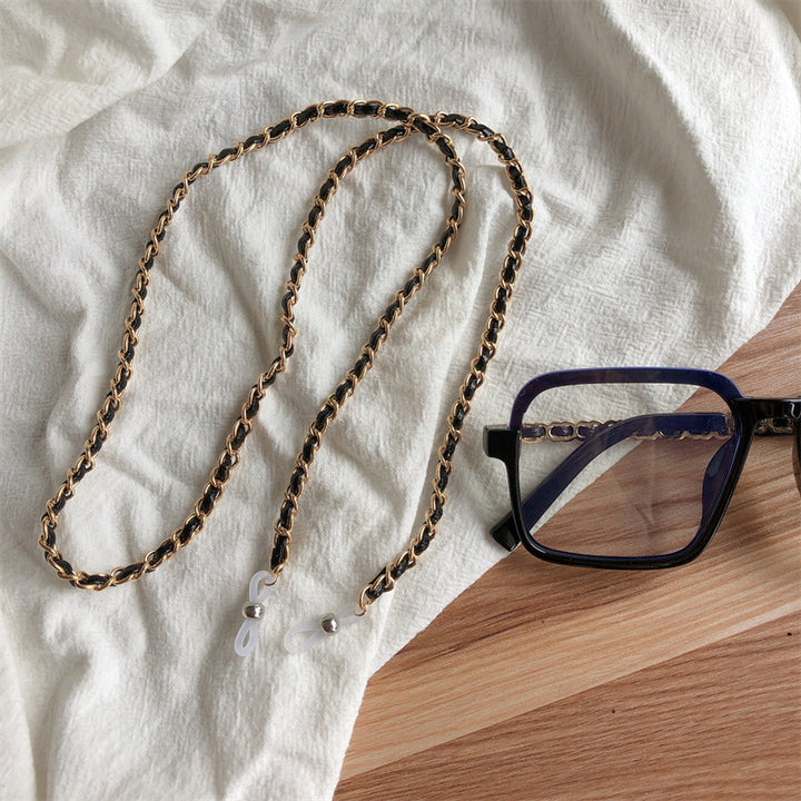 Stylish Chain Eyewear Holder Kalsten