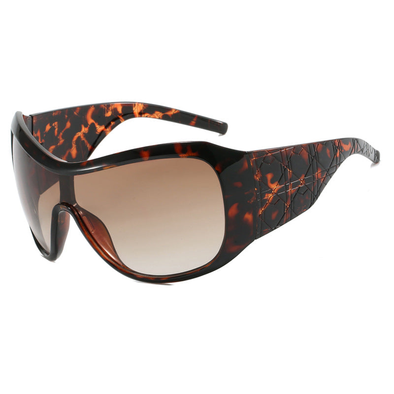 Ladies sport sunglasses with wide-protected frame and polarized lenses Kalsten