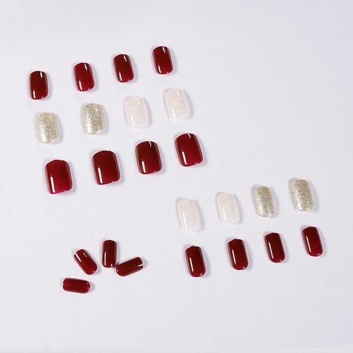 Elegant and luxurious nail art Kalsten