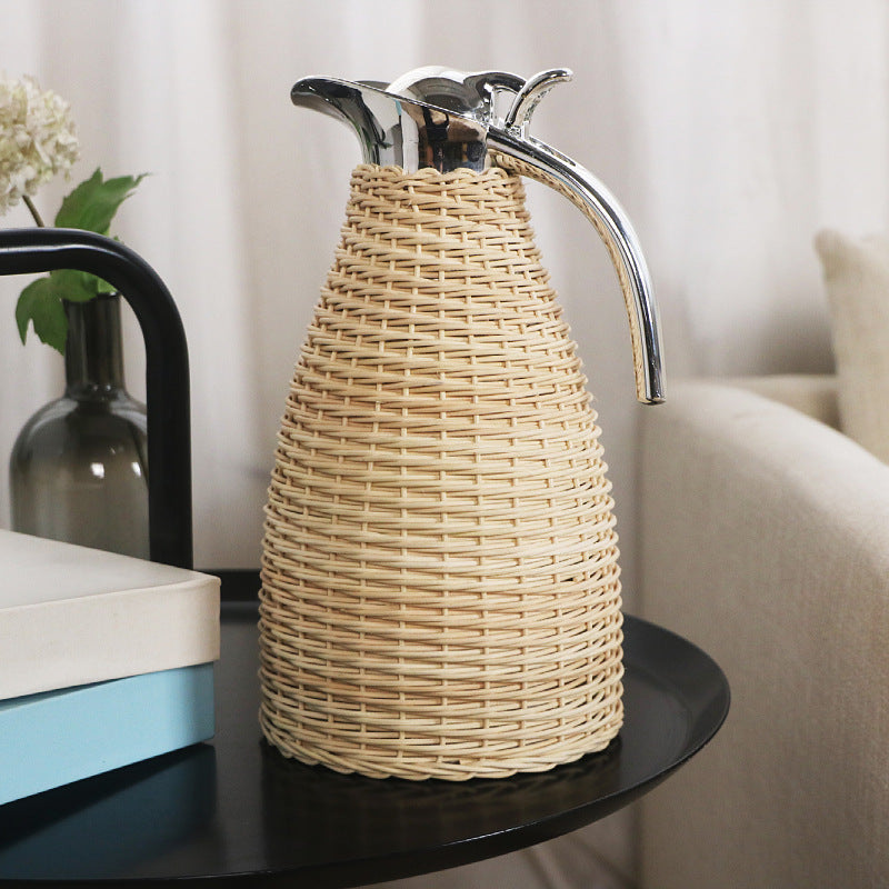 Stylish water carafe with woven design Kalsten