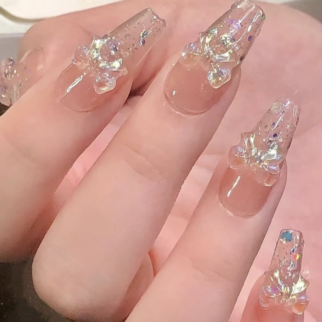 Elegant and Shiny Nail Art Kalsten
