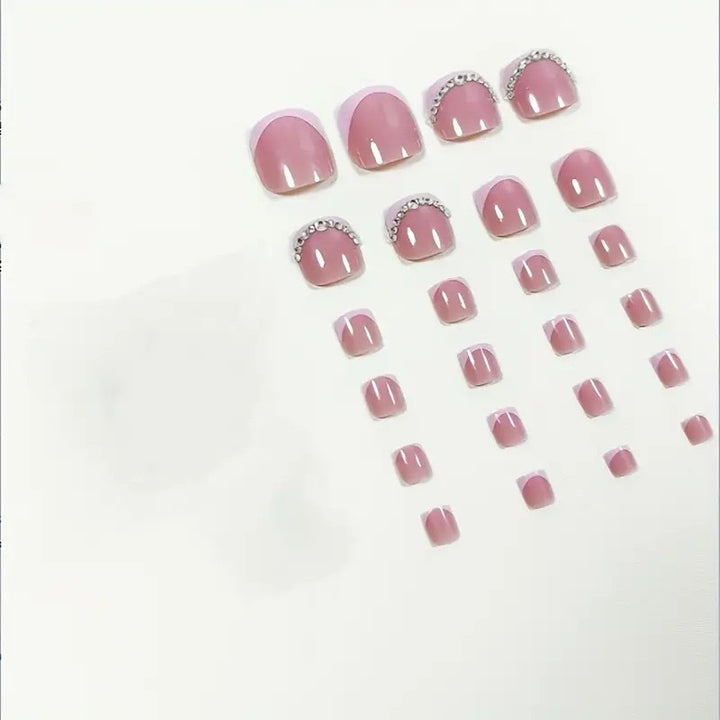 Nail art set with elegant design and glitter accents Kalsten