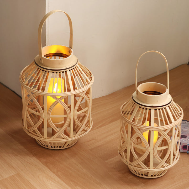 Handcrafted lantern made of rattan Kalsten
