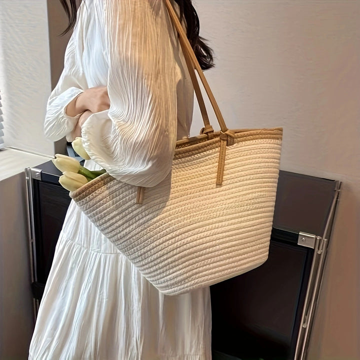 Spacious beach bag with reinforced bottom and easy-care material Kalsten