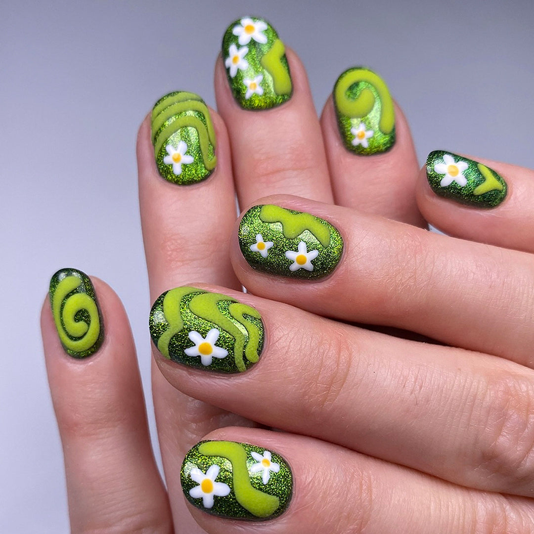 Artificial nails with floral and glittering accents Kalsten