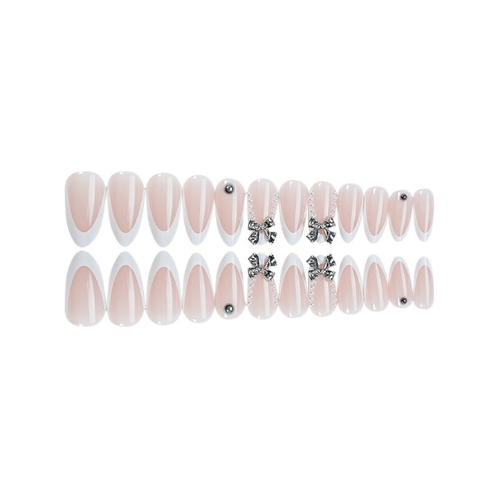 Glamorous artificial nails with sparkling 3D accents Kalsten