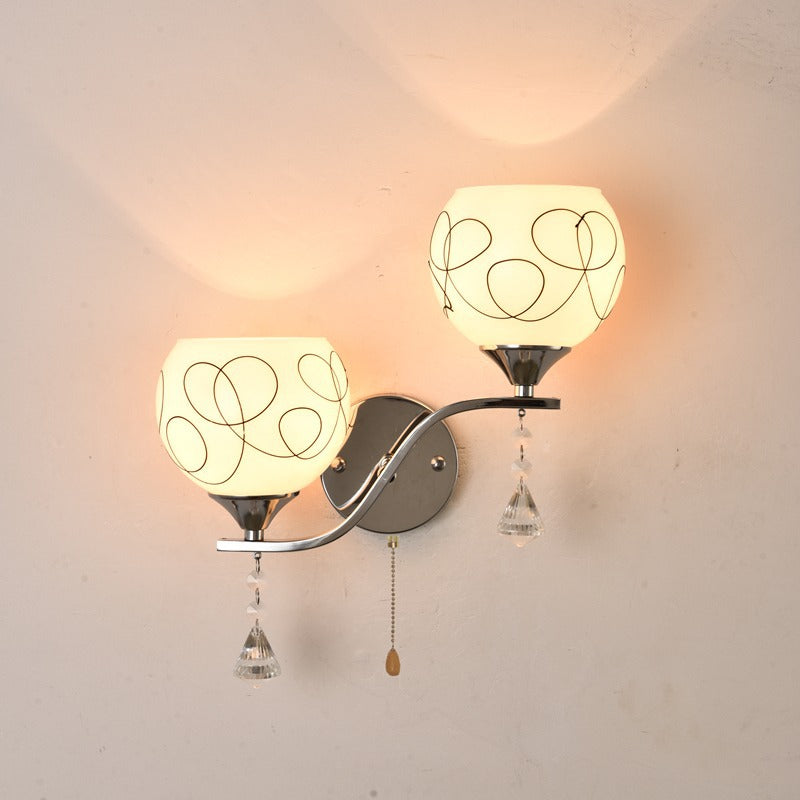 Modern Elegant Dual-Bulb Wall Sconce