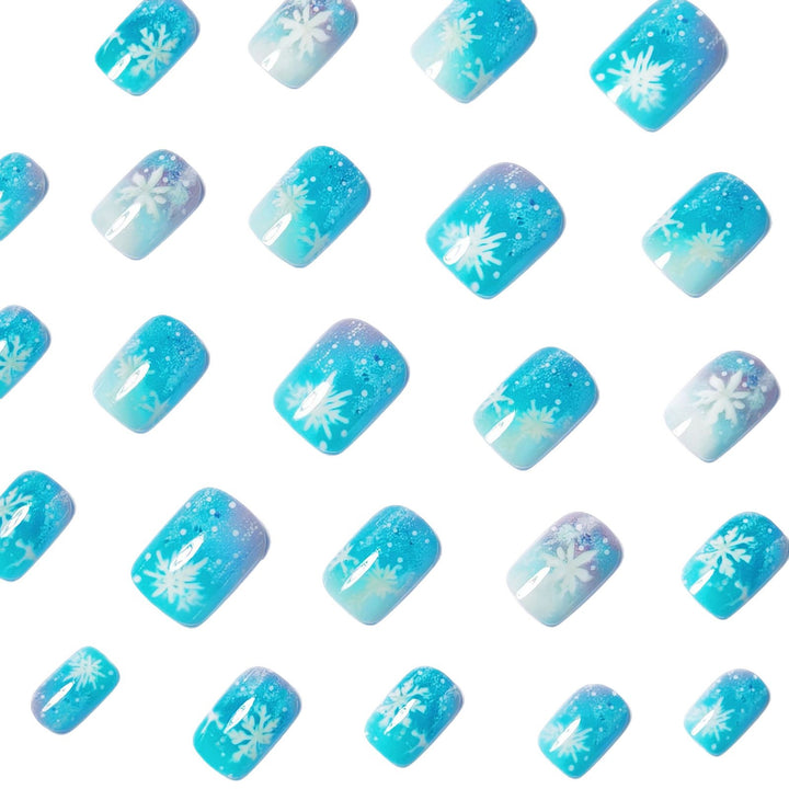 Winter-Themed Decorative Nail Art Kalsten