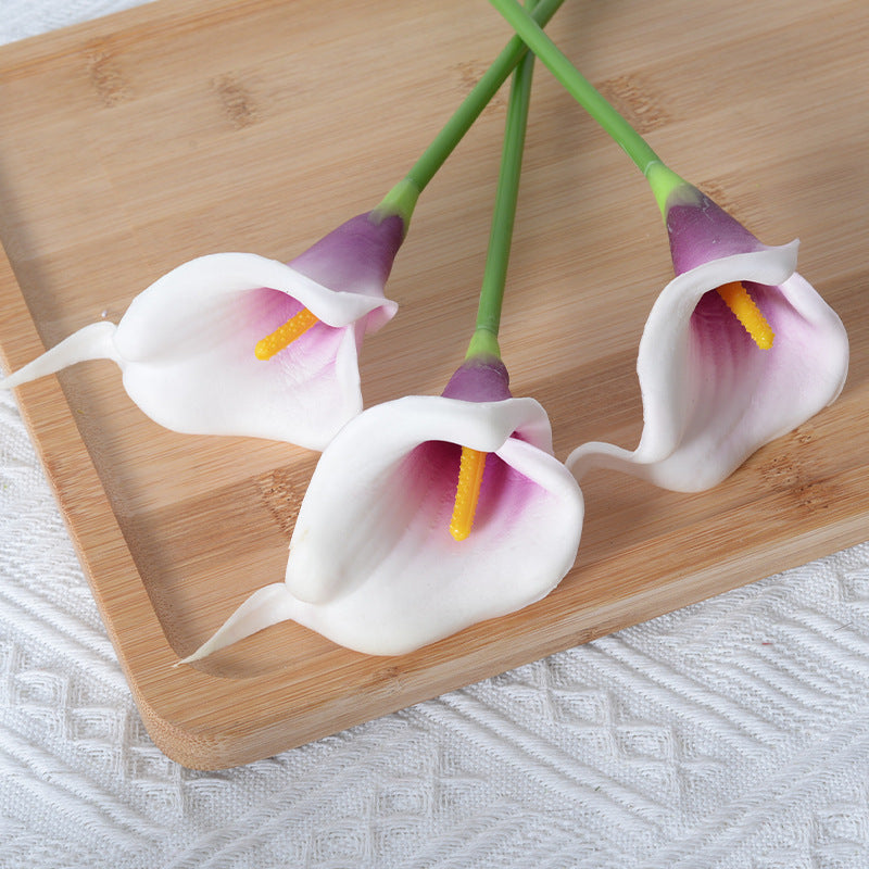Decorative Realistic Calla Lily Stems
