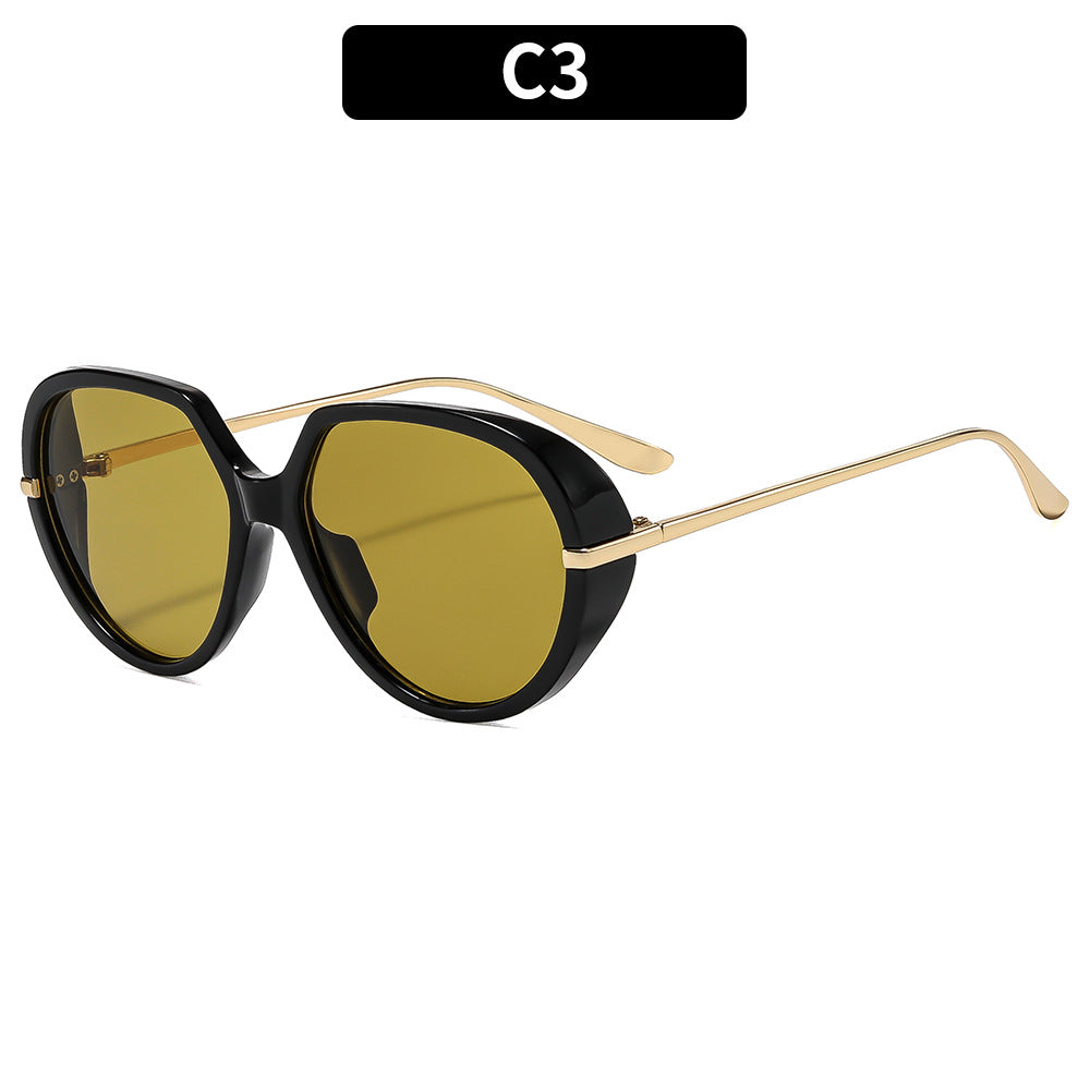 Elegant Oversized Cat-Eye Sunglasses with Decorative Frame