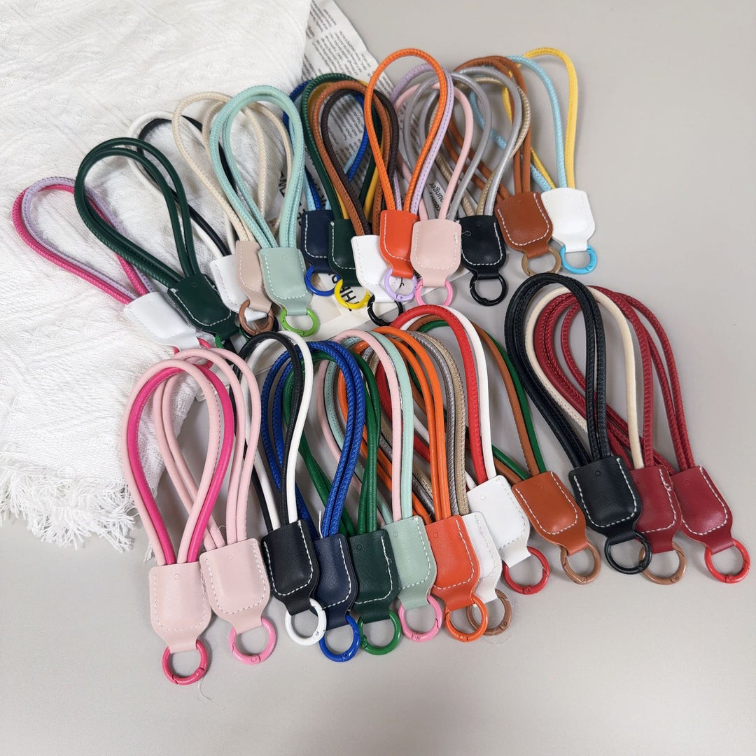 Premium Leather Keychain Holder Kalsten