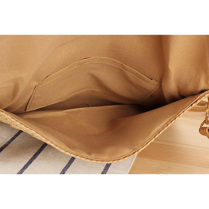 Fashionable Shoulder Bag Made of Braided Straw Kalsten