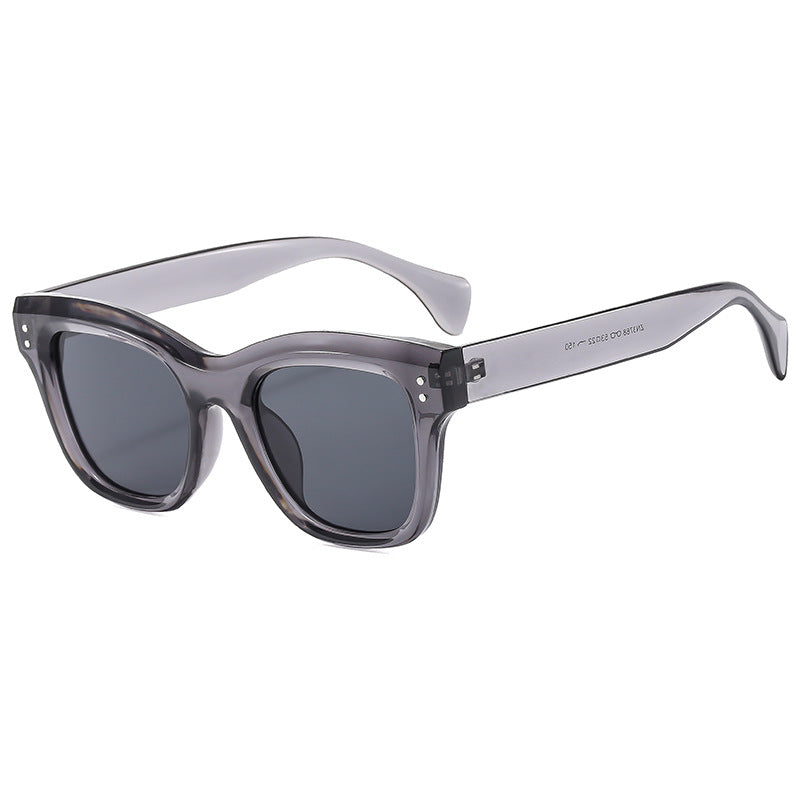 Ladies retro-inspired sunglasses with protective UV light filter Kalsten