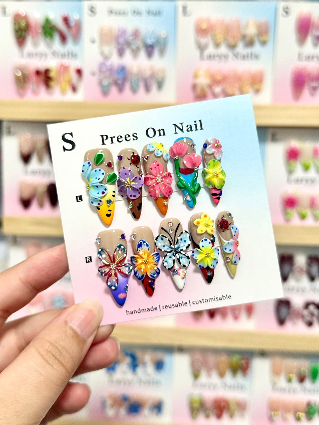 Artistic Floral Press-On Nails Set  1791773317
