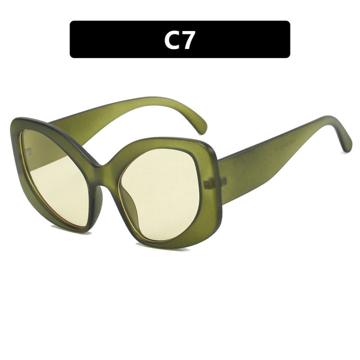 Women elegant oversized sunglasses with striking design Kalsten