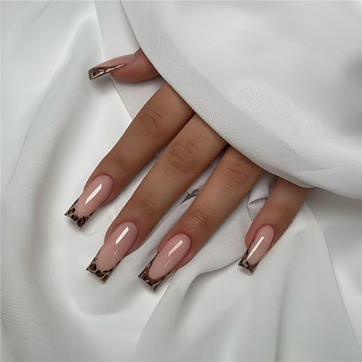 Trendy French Tip Press-On Nail Set Kalsten