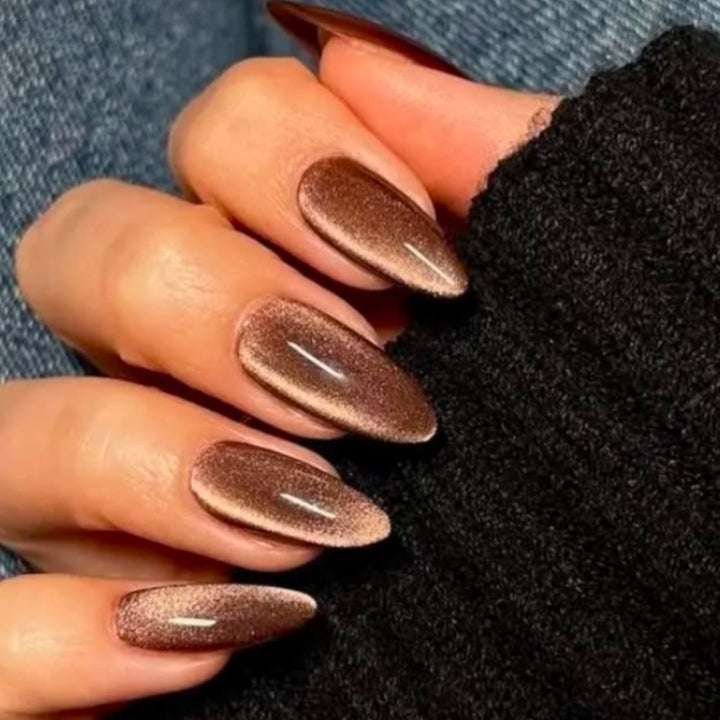 Artificial nails with luxurious gradient and shine Kalsten