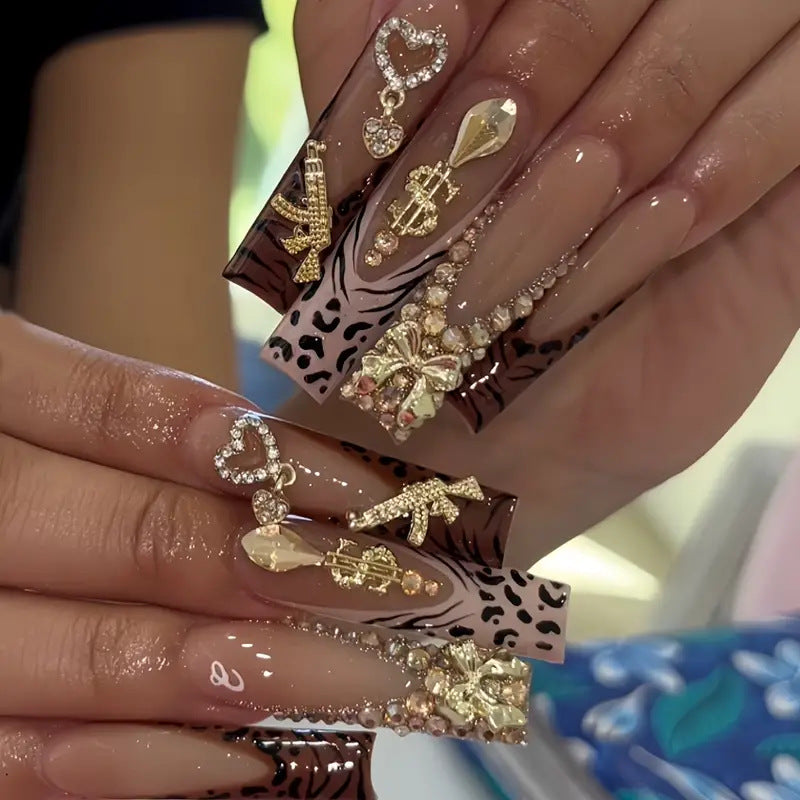 Luxury Themed Press-On Nail Art Kalsten