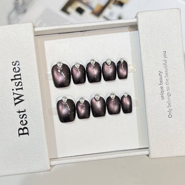 Elegant Gel Press-On Nail Set with Rhinestone Details Kalsten