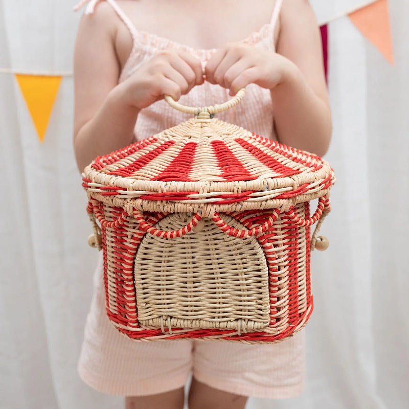 Decorative Woven Pet House Kalsten