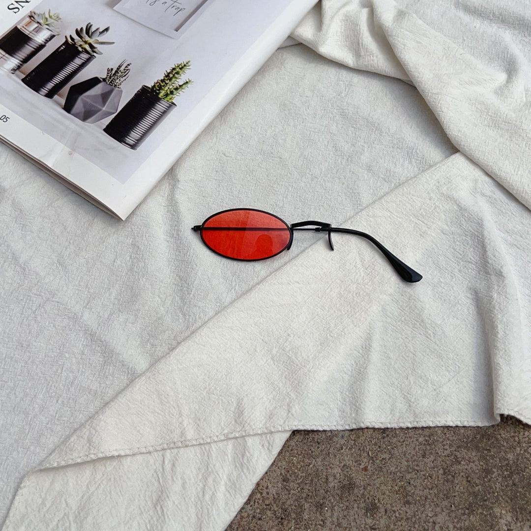 Retro-Inspired Oval Frame Glasses Kalsten