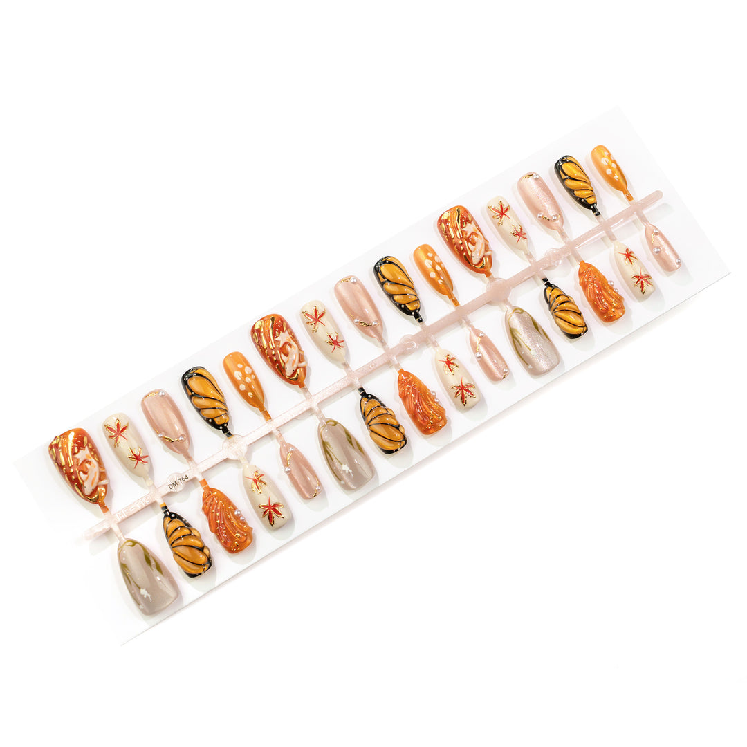 Artistic Autumn-Themed Manual Nail Art Set
