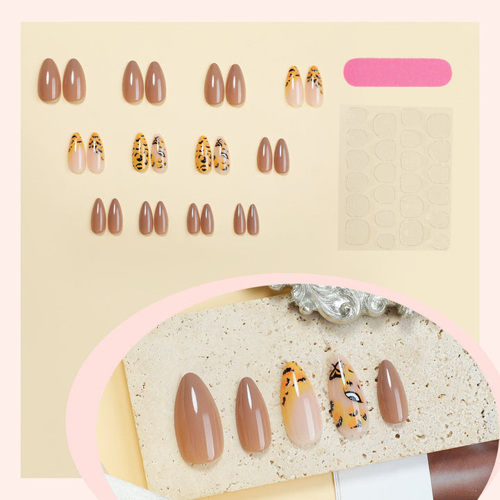 Creative Nail Art Set with Leopard Design and Glamorous Accents Kalsten
