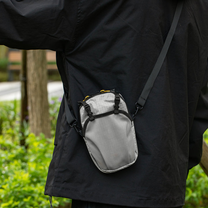 Wearable Smartphone Hip Bag with Adjustable Shoulder Strap Kalsten
