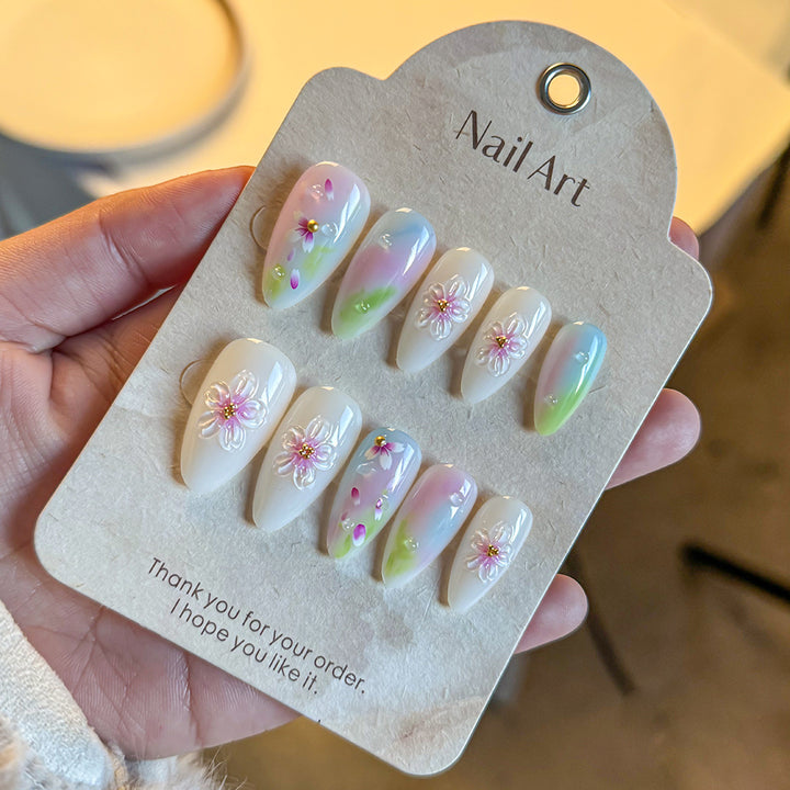 Floral-Accent Press-On Nail Collection Kalsten