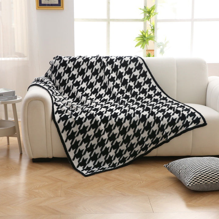 Soft Houndstooth Pattern Throw Blanket