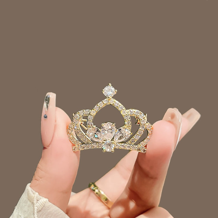 Glittering Crown Brooch Kalsten