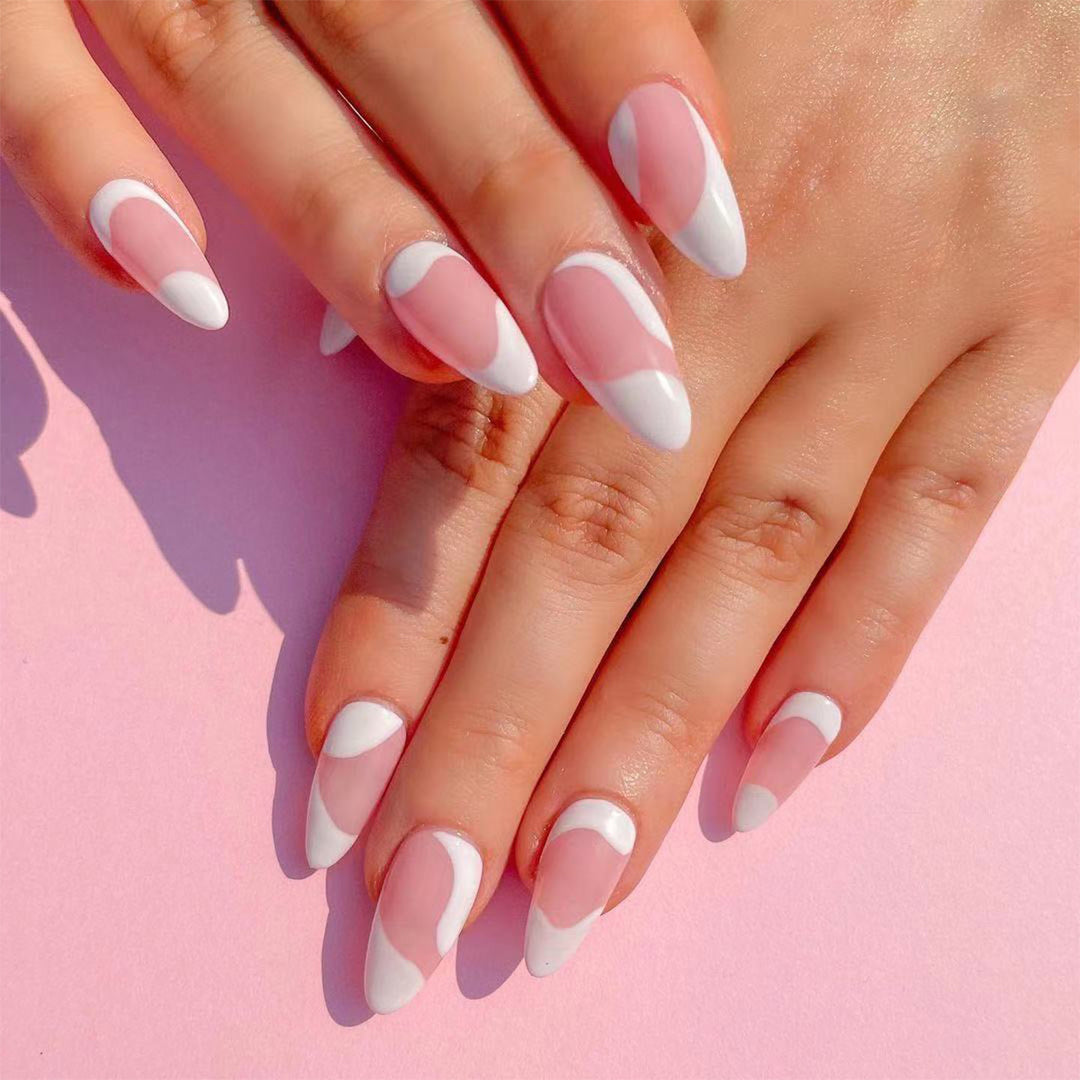 Artistic stiletto nails with elegant color structures Kalsten