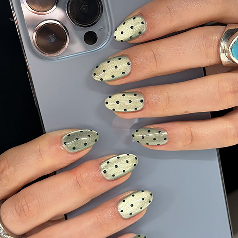 Creative Nail Art with Polka Dot Pattern Kalsten