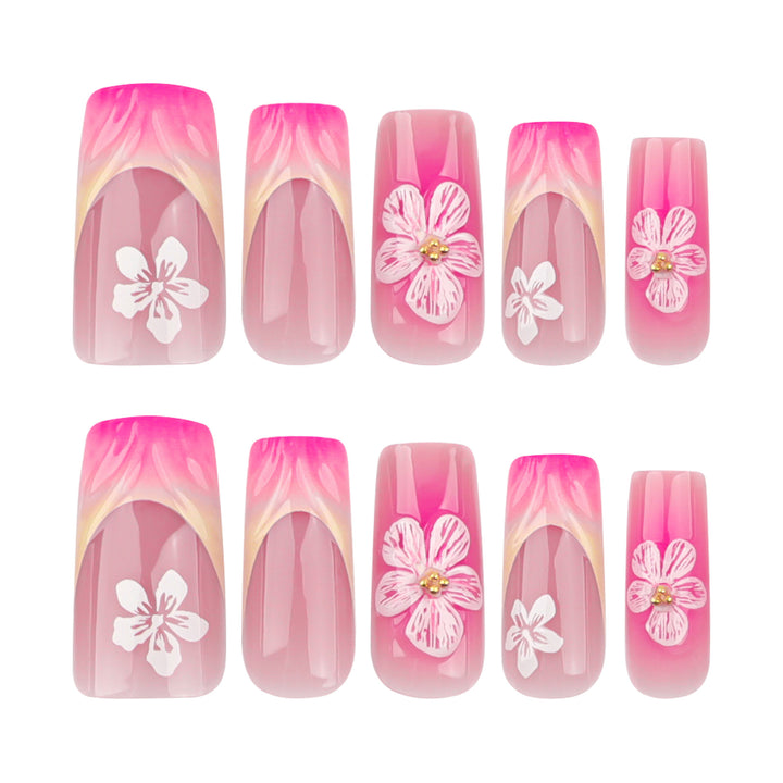 Artistic Nail Extensions with Floral Designs Kalsten