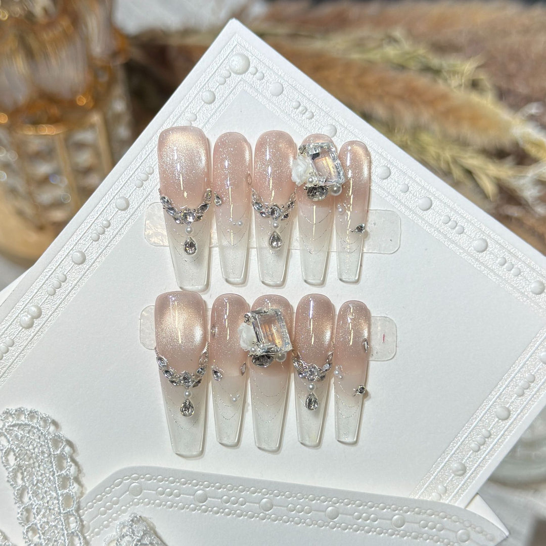 Elegant Rhinestone-Embellished Press-On Nail Set Kalsten