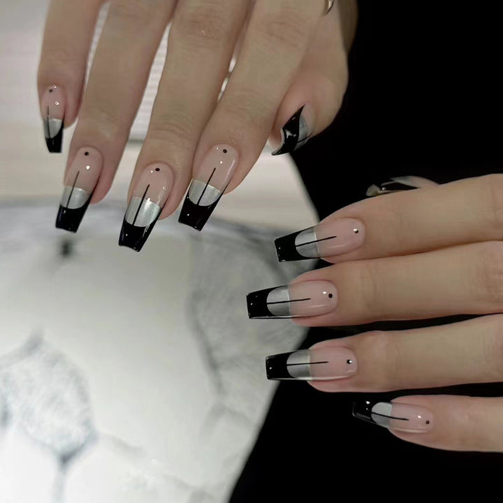 Trendy French Manicure Kalsten